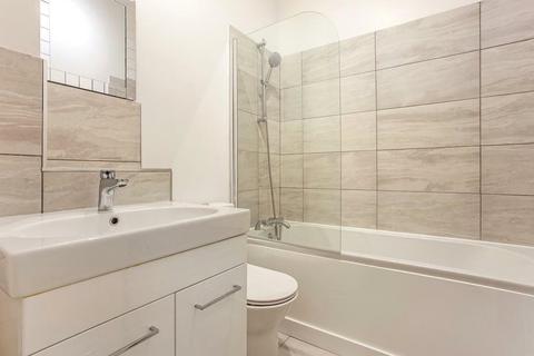 3 bedroom terraced house to rent, Lyster Mews, Cobham, Surrey, KT11