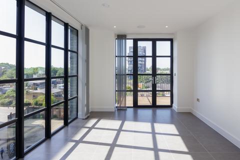 3 bedroom apartment for sale, London E9