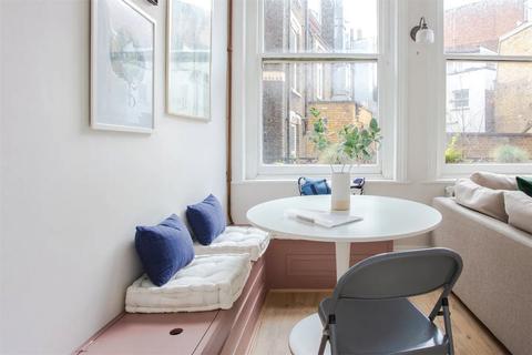 2 bedroom apartment to rent, Vine Hill, London, EC1R