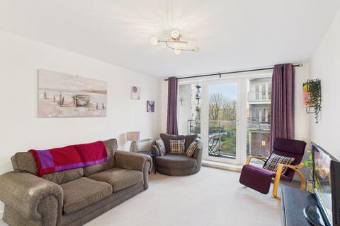 2 bedroom flat for sale, Worsdell Drive, Gateshead, NE8
