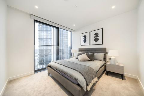 2 bedroom apartment for sale, South Quay Plaza, Hampton Tower, E14