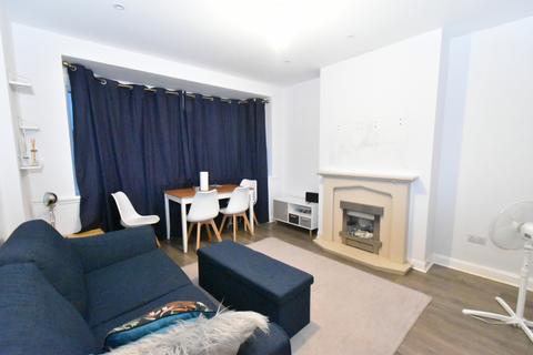 2 bedroom flat to rent, South Ruislip, HA4