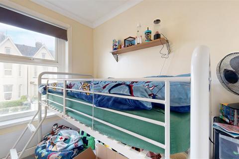 3 bedroom house to rent, Abbotsbury Road, Weymouth
