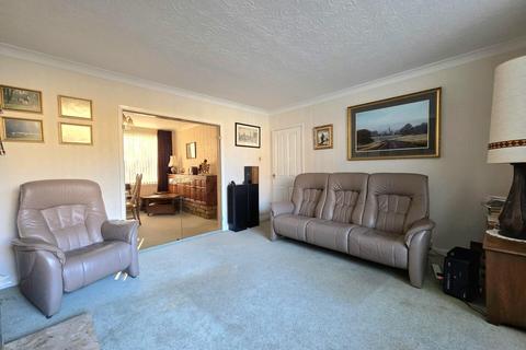 3 bedroom semi-detached house for sale, Flintway, Wath-Upon-Dearne, Rotherham