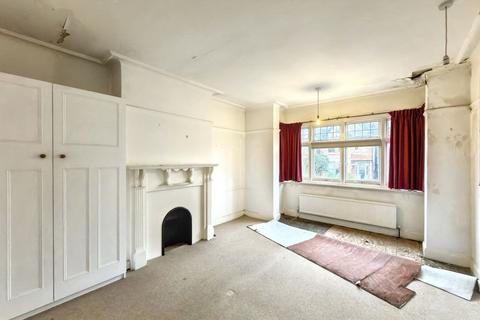 3 bedroom detached house for sale, 38 Redston Road, Crouch End, London, N8 7HJ