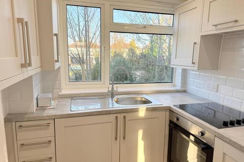 2 bedroom maisonette to rent, Transmere Road, Petts Wood, Orpington, BR5