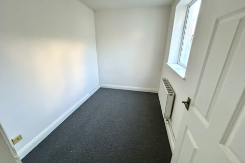 2 bedroom apartment to rent, Adeline Road, Boscombe