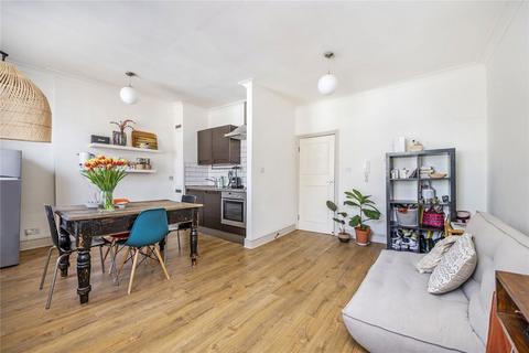 1 bedroom flat to rent, Ladbroke Crescent, London W11
