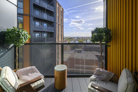 undefined, Regents View, Emma Street, E2