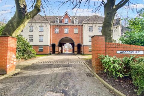 2 bedroom apartment to rent, Brooklands Road, Sale