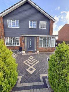 4 bedroom detached house for sale, Westland Gardens, Alverstoke, Gosport, PO12 2LT