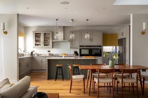 4 bedroom detached house for sale, Cleeve Hill, Cheltenham