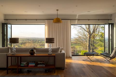 4 bedroom detached house for sale, Cleeve Hill, Cheltenham