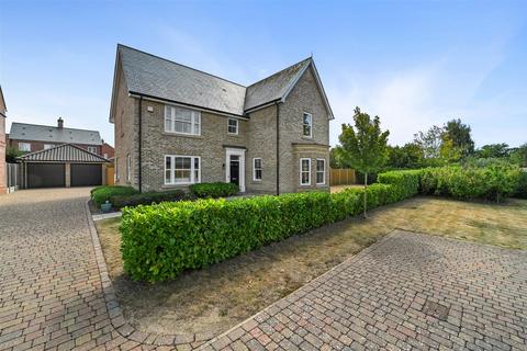 5 bedroom detached house for sale - Blenheim Walk, Lawford, Manningtree