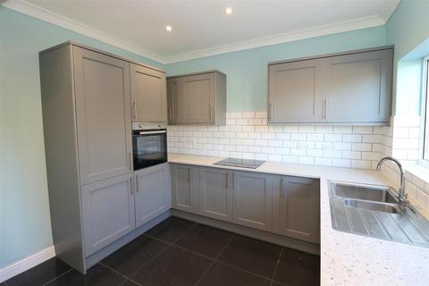 2 bedroom semi-detached house to rent, Cliffe Road, Market Weighton, York