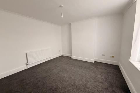 3 bedroom detached house to rent, Vicar Lane, Woodhouse, Sheffield, South Yorkshire, S13