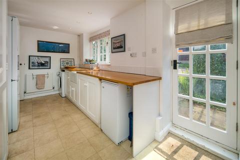 undefined, Weston Lane, Totland