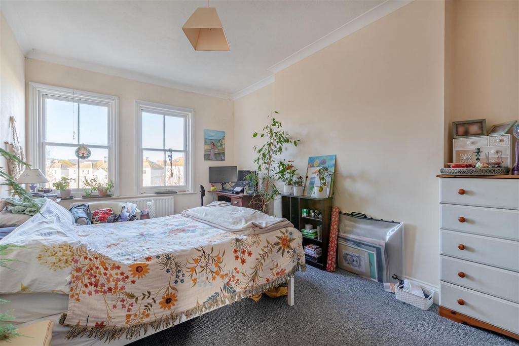 F3 - Bedroom