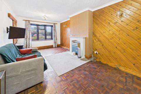 3 bedroom semi-detached house for sale, Summerwood Lane, Nottingham