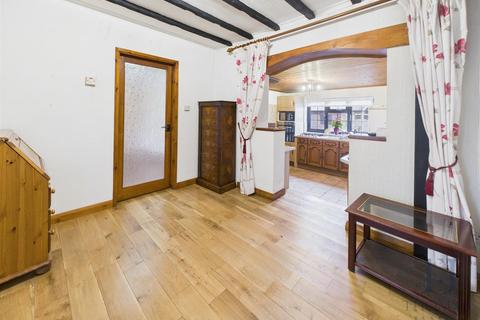 3 bedroom semi-detached house for sale, Summerwood Lane, Nottingham
