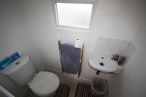 3 bedroom semi-detached house to rent, Leachcroft, Chalfont St Peter SL9