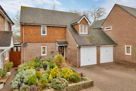 2 bedroom link detached house for sale, Black Horse Mews, Sevenoaks TN15