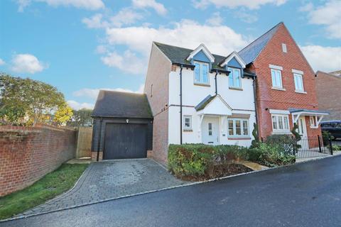 3 bedroom semi-detached house for sale, Wainwrights, Long Crendon