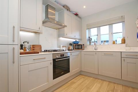 3 bedroom semi-detached house for sale, Wainwrights, Long Crendon
