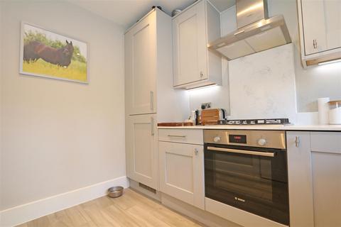 3 bedroom semi-detached house for sale, Wainwrights, Long Crendon