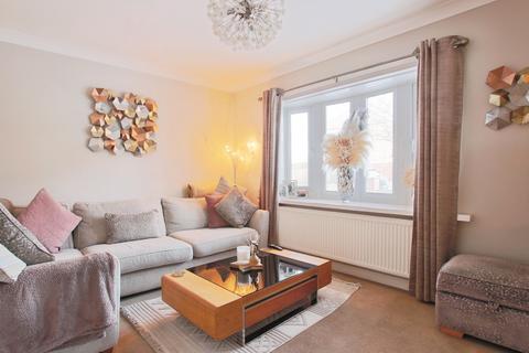 4 bedroom semi-detached house for sale, Oak Tree Estate, Preston, Hull, HU12 8UU