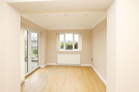 3 bedroom detached house to rent, Birkdale Drive, Chesterfield S40