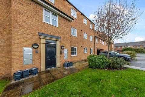 2 bedroom flat for sale, Gilbert Drive, Warrington, WA4