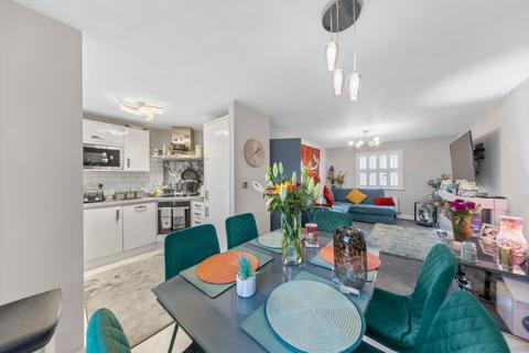 2 bedroom flat for sale, Gilbert Drive, Warrington, WA4