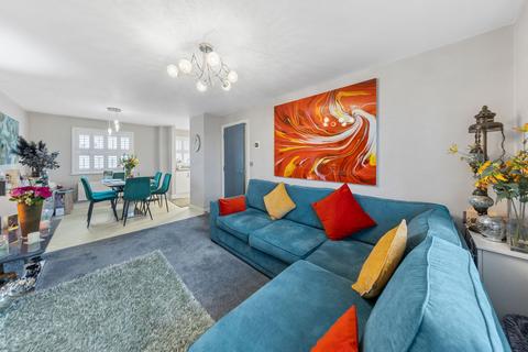2 bedroom flat for sale, Gilbert Drive, Warrington, WA4