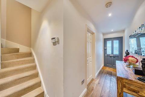 undefined, Uppingham Avenue, Stanmore, Middlesex