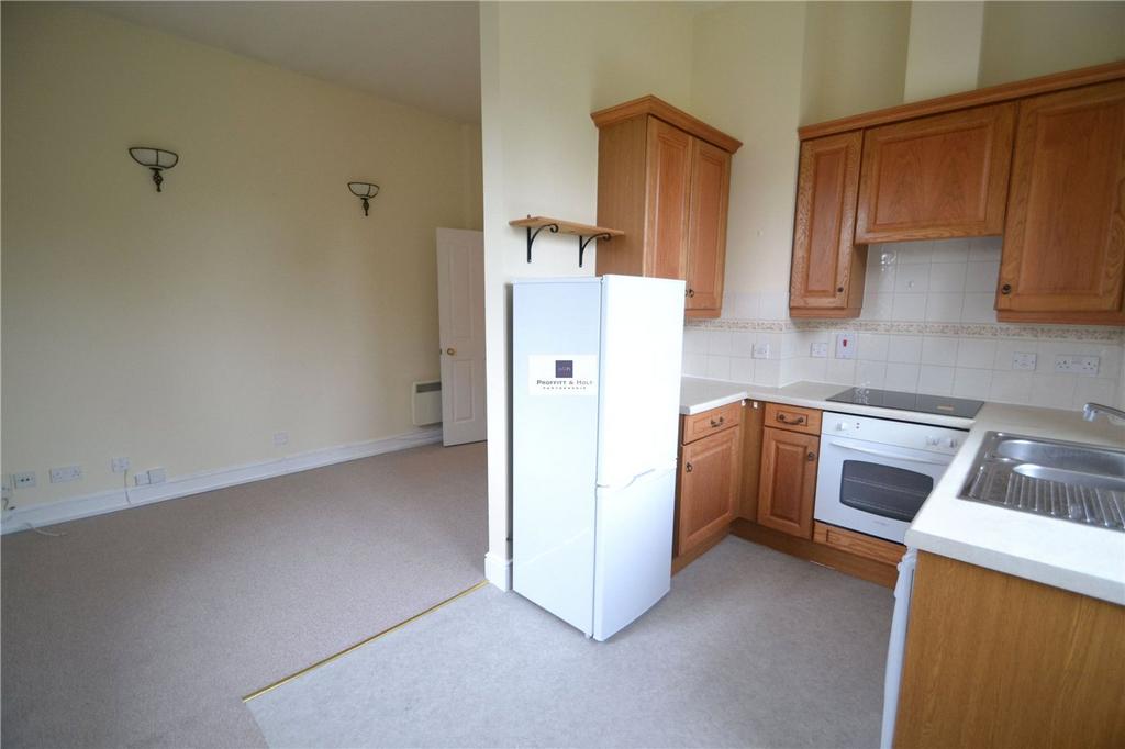 Kitchen and Lounge