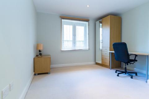 2 bedroom flat to rent, Queensgate House, 1 Hereford Road, Bow, London, E3
