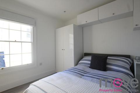 undefined, Hewlett Road, Cheltenham GL52