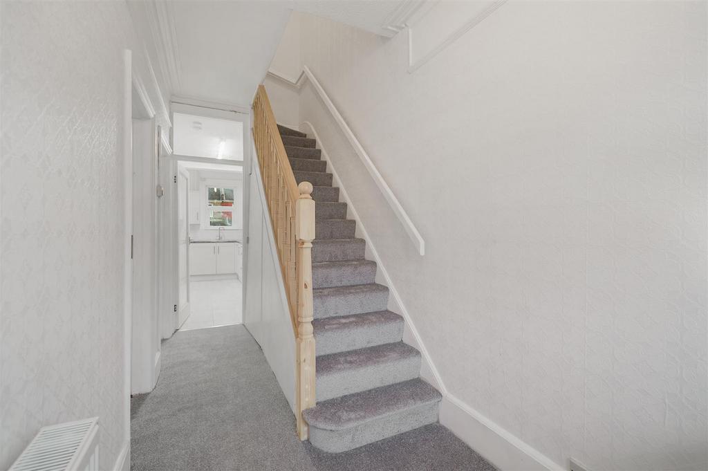 15 Waverley Avenue - o Zk28 St GRjt6 Y5r7 Tdk3.jpg