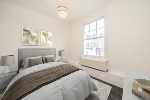 2 bedroom maisonette for sale, Okeburn Road, London SW17