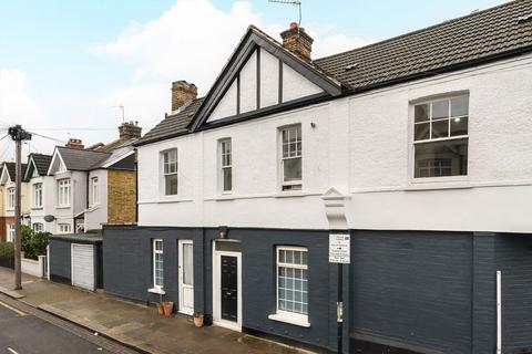 2 bedroom maisonette for sale, Okeburn Road, London SW17