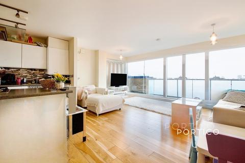 3 bedroom flat to rent, Paul Shekleton House, 40 Trinity Close, E11
