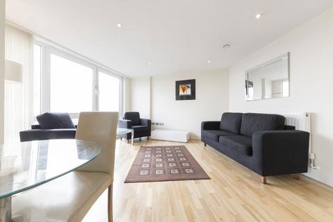 2 bedroom flat to rent, High Road, Ilford IG1