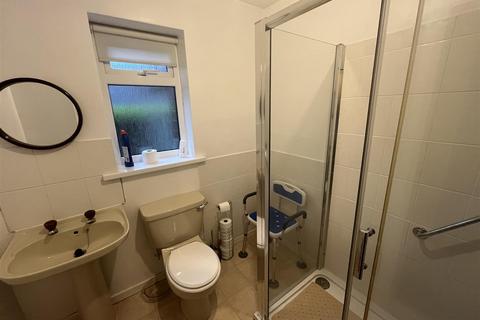 2 bedroom semi-detached bungalow for sale, Mistral Close, Bradford BD12