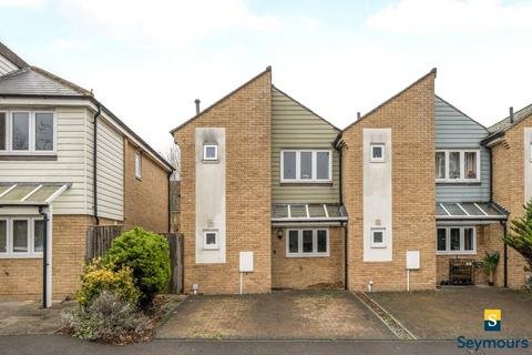 undefined, Jacobs Green, Surrey GU1