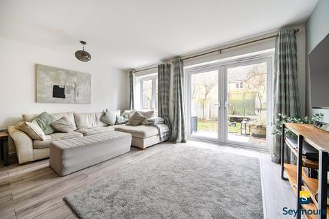 undefined, Jacobs Green, Surrey GU1