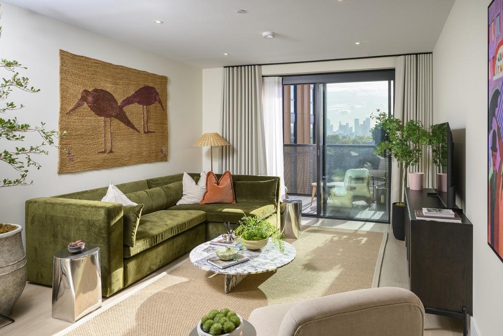Three Bedroom Apartments at Regents View, E2