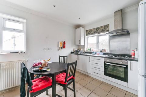 undefined, Streatham Vale, Streatham Common, London, SW16