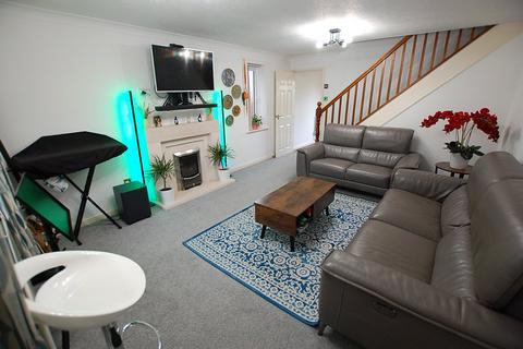 4 bedroom detached house to rent, Taunton Lawns, Greater Manchester OL7