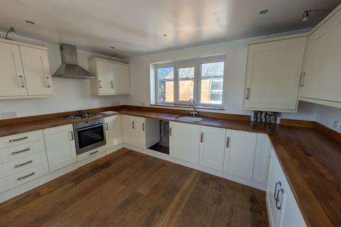 2 bedroom apartment to rent, Cheriton Road, Kent CT19